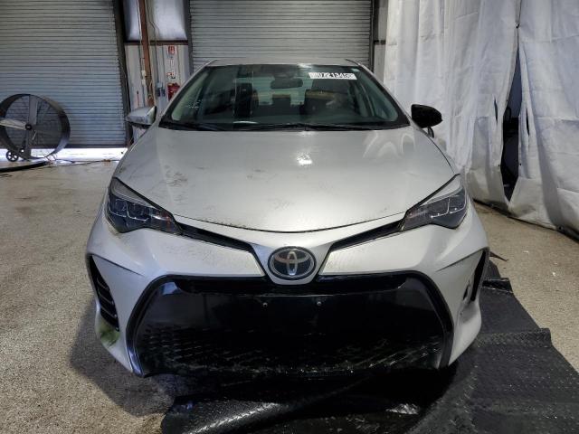 2T1BURHEXJC026954 - 2018 TOYOTA COROLLA L Gümüş fotoğraf 5