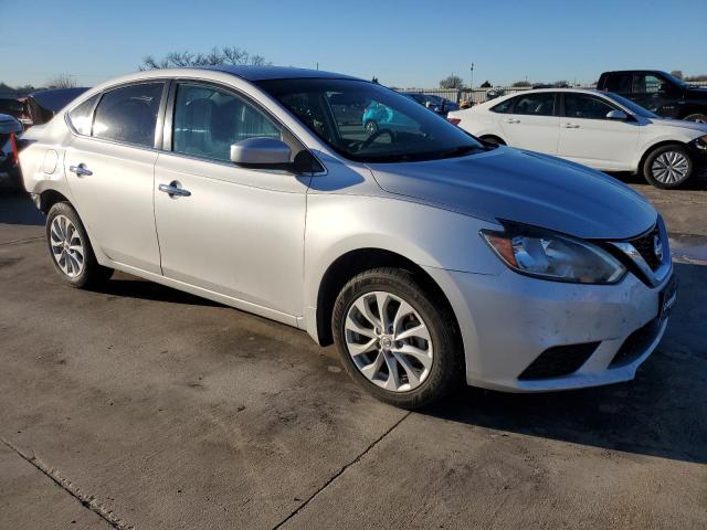 3N1AB7AP9JL653954 - 2018 NISSAN SENTRA S SILVER photo 4