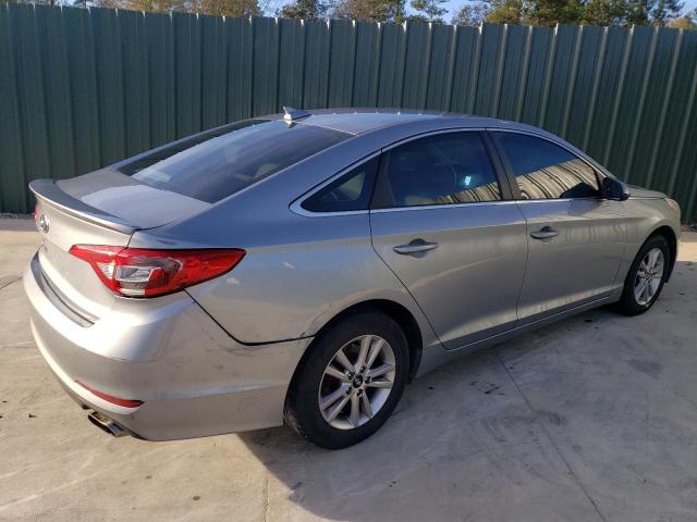 5NPE24AF2HH546369 - 2017 HYUNDAI SONATA SE SILVER photo 3