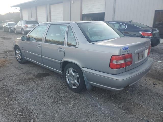 YV1LS5585W1504575 - 1998 VOLVO S70 GRAY photo 2