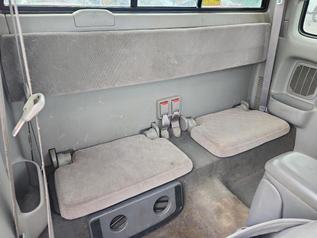 5TEWN72N61Z802499 - 2001 TOYOTA TACOMA XTRACAB SILVER photo 10