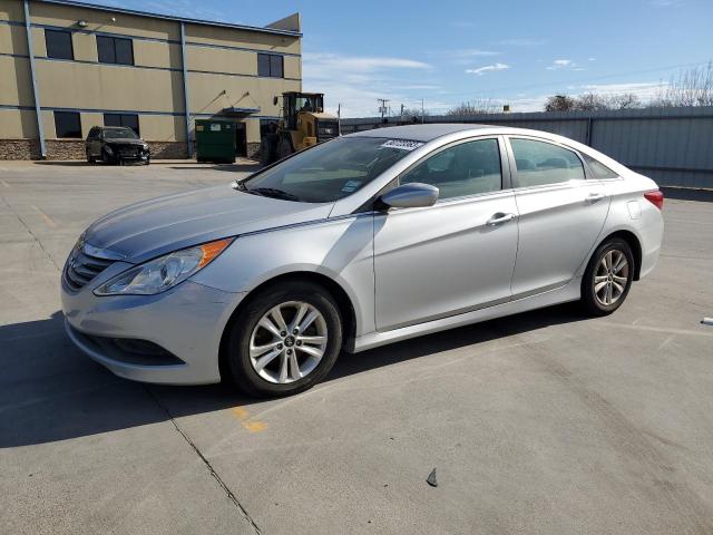 5NPEB4AC1EH924229 - 2014 HYUNDAI SONATA GLS SILVER photo 1