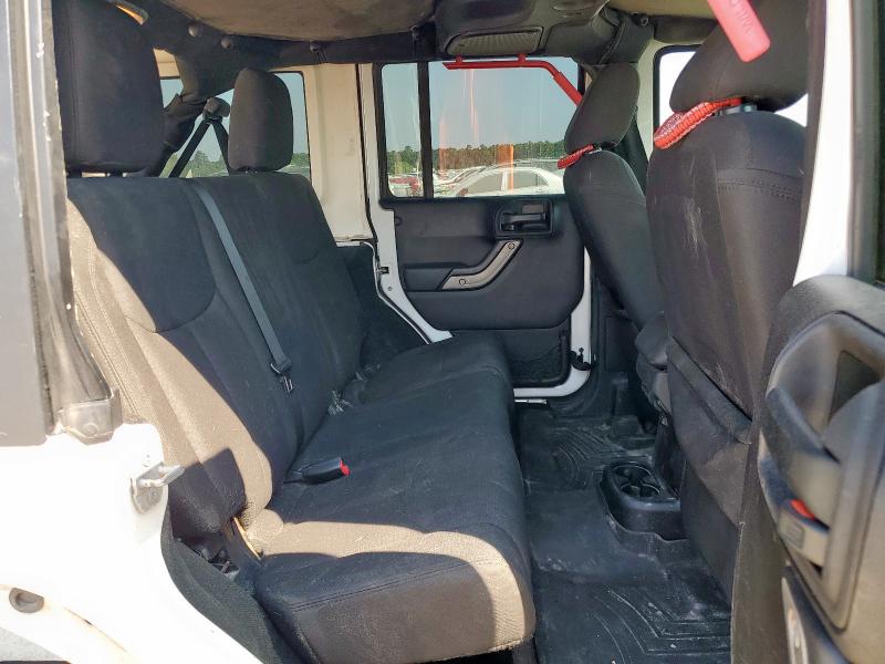 1C4BJWDG2FL711447 - 2015 JEEP WRANGLER U SPORT WHITE photo 11