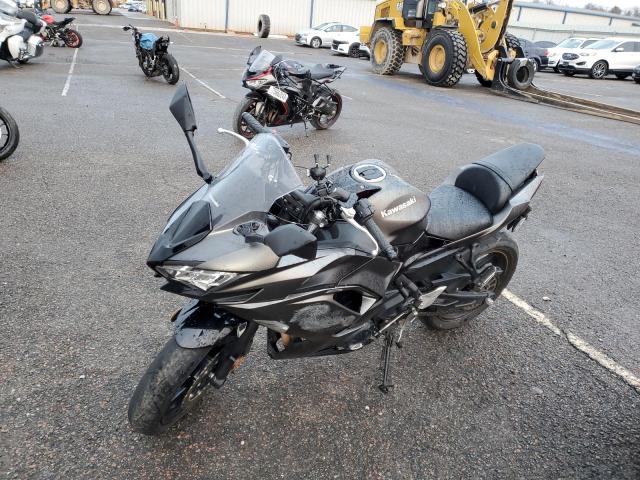 ML5EXER11PDA80421 - 2023 KAWASAKI EX650 R Сұр фото 2