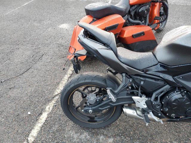 ML5EXER11PDA80421 - 2023 KAWASAKI EX650 R Сұр фото 6