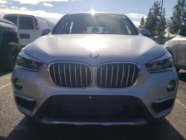 WBXHU7C37J5L06397 - 2018 BMW X1 SDRIVE28I SILVER photo 5