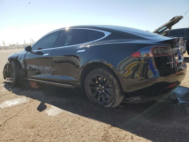 5YJSA1E20HF233041 - 2017 TESLA MODEL S შავი ფოტო 2