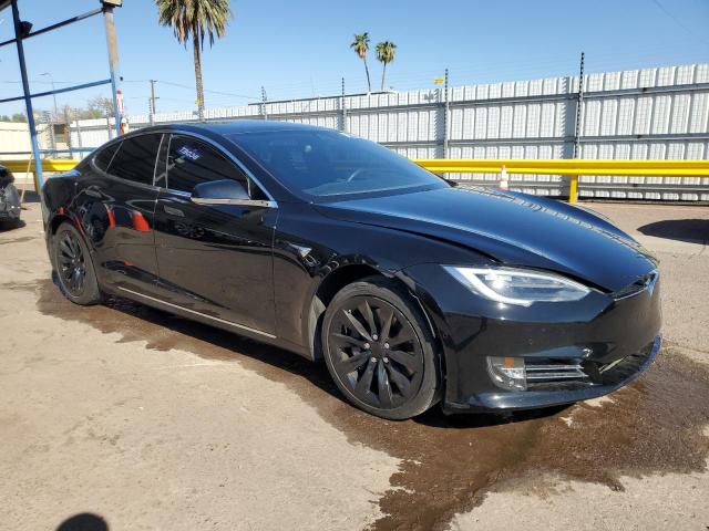 5YJSA1E20HF233041 - 2017 TESLA MODEL S შავი ფოტო 4