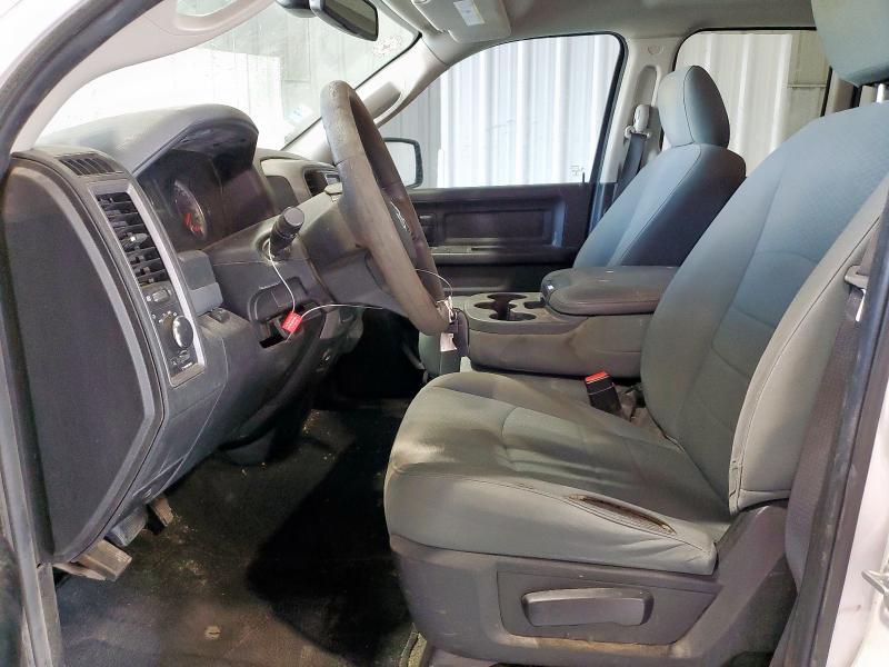 1C6RR6FT5KS746007 - 2019 RAM 1500 CLASS TRADESMAN Weiß Foto 7