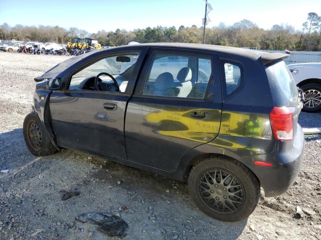 KL1TD62605B413688 - 2005 CHEVROLET AVEO BASE BLACK photo 2