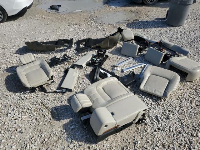 SALGV5RE3KA517357 - 2019 LAND ROVER RANGE ROVE AUTOBIOGRAPHY GRAY photo 12