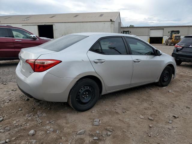 2T1BURHE3JC073694 - 2018 TOYOTA COROLLA L 银色 照片 3