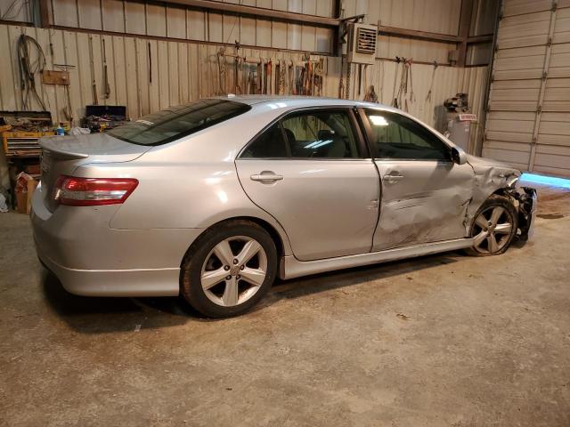 4T1BF3EK5BU215576 - 2011 TOYOTA CAMRY BASE SILVER photo 3