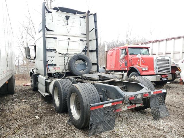 4V4NC9TG2DN558133 - 2013 VOLVO VN VNL WHITE photo 3