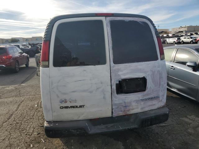 1GCHG35R911137442 - 2001 CHEVROLET EXPRESS G3 WHITE photo 6