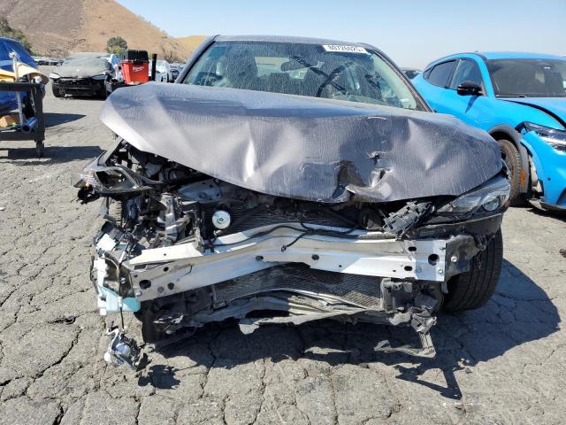 4T1G11AK2NU706965 - 2022 TOYOTA CAMRY SE GRAY photo 5