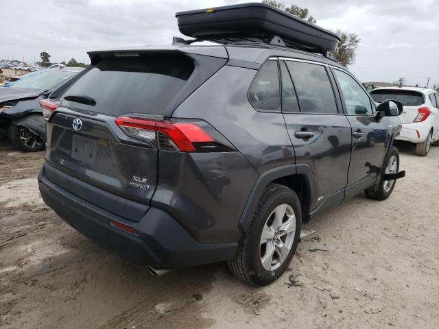 2T3RWRFVXLW090741 - 2020 TOYOTA RAV4 XLE GRAY photo 3