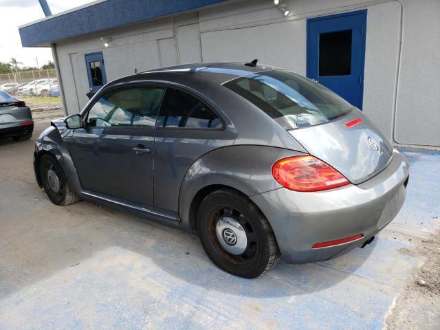 3VWJP7AT9DM662077 - 2013 VOLKSWAGEN BEETLE SILVER photo 2