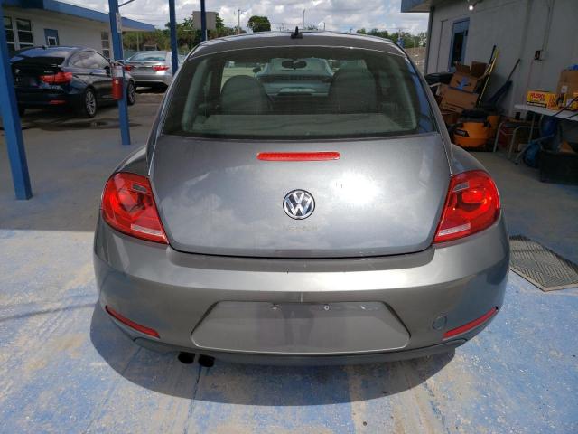 3VWJP7AT9DM662077 - 2013 VOLKSWAGEN BEETLE SILVER photo 6