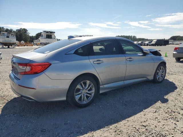 1HGCV1F15JA163695 - 2018 HONDA ACCORD LX SILVER photo 3