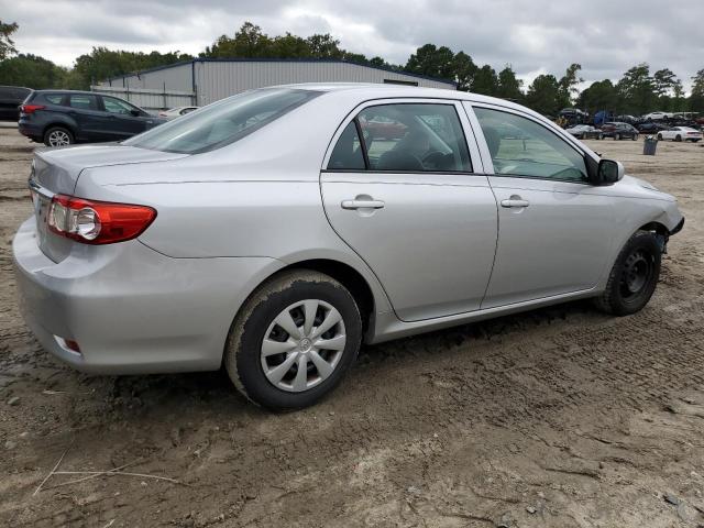 5YFBU4EE2DP154214 - 2013 TOYOTA COROLLA BASE ვერცხლისფერი ფოტო 3