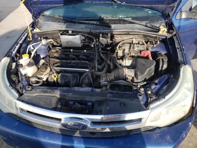 1FAHP35NX9W245845 - 2009 FORD FOCUS SE BLUE photo 11