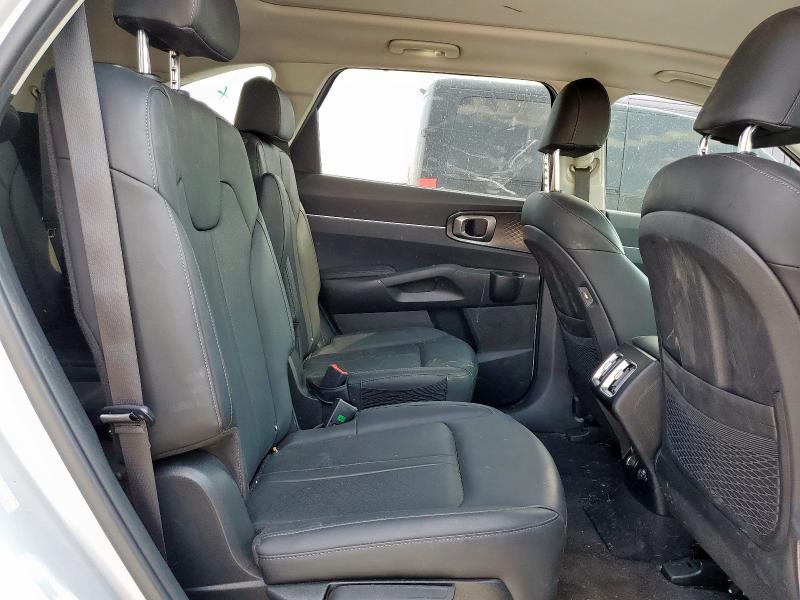 KNDRH4LG2P5223878 - 2023 KIA SORENTO EX Argent photo 11