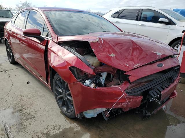 3FA6P0HD9HR241487 - 2017 FORD FUSION SE RED photo 4