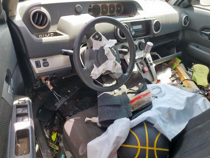 JTLZE4FE0A1101848 - 2010 TOYOTA SCION XB SILVER photo 8