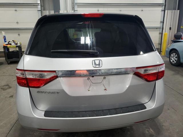 5FNRL5H26DB091882 - 2013 HONDA ODYSSEY LX ვერცხლისფერი ფოტო 6