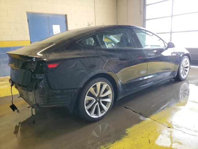 5YJ3E1EA4PF436996 - 2023 TESLA MODEL 3 Чорний фото 3