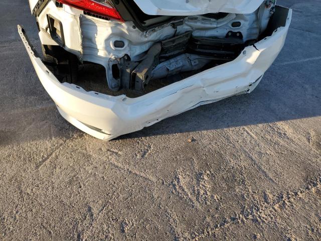 2HGFC2F71HH560247 - 2017 HONDA CIVIC EX WHITE photo 12