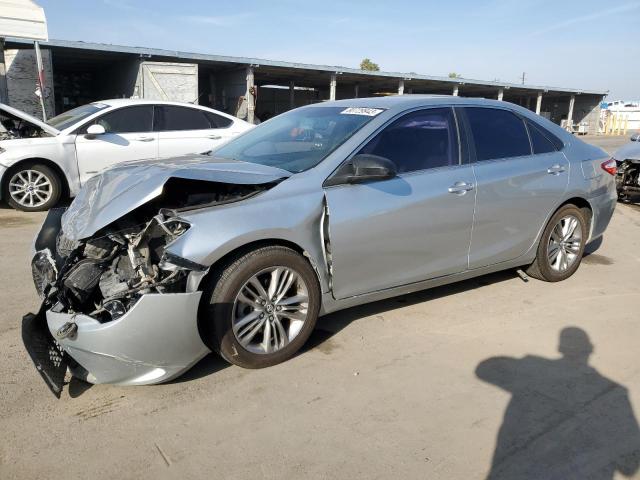 4T1BF1FK1GU210577 - 2016 TOYOTA CAMRY LE SILVER photo 1