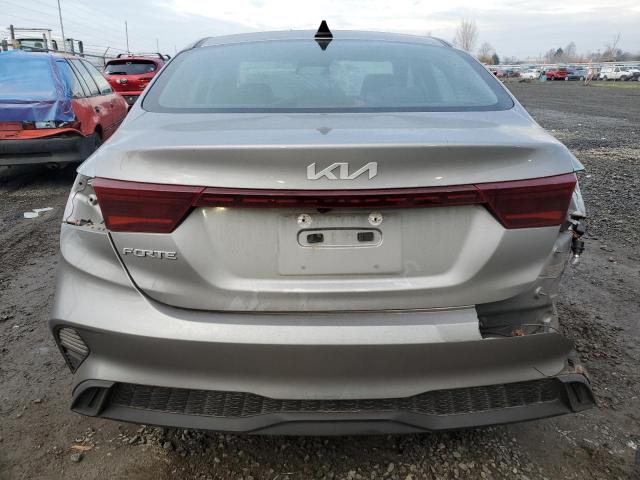 3KPF24ADXPE543869 - 2023 KIA FORTE LX GRAY photo 6