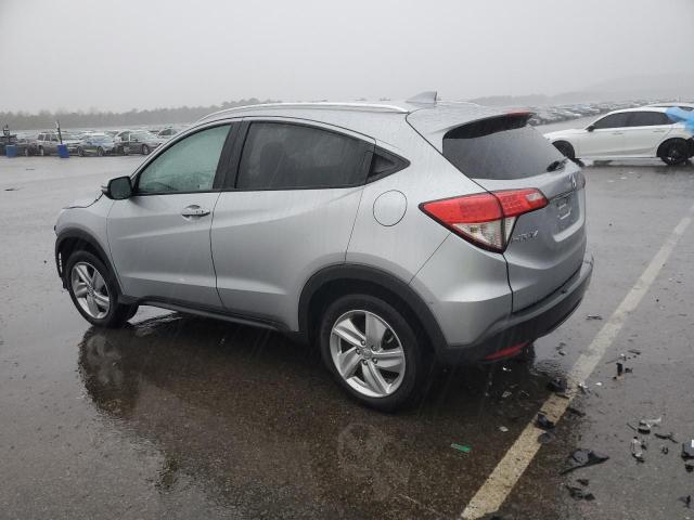 3CZRU6H56KM717270 - 2019 HONDA HR-V EX SILVER photo 2