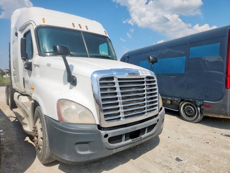 2012 FREIGHTLINER CASCADIA 1, 