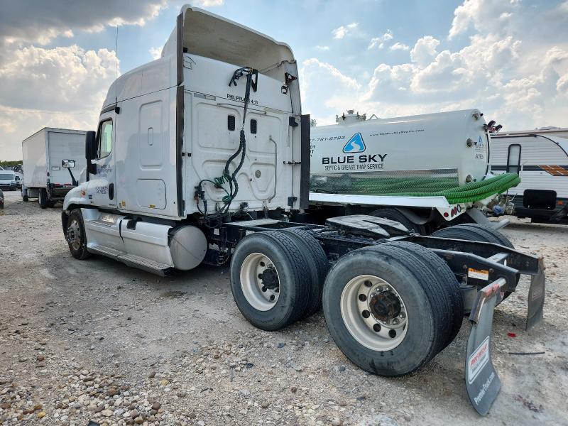 1FUJGLDR8CSBE3286 - 2012 FREIGHTLINER CASCADIA 1 Սպիտակ լուսանկար 3