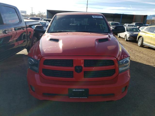 1C6RR7UT5FS513324 - 2015 RAM 1500 SPORT RED photo 5