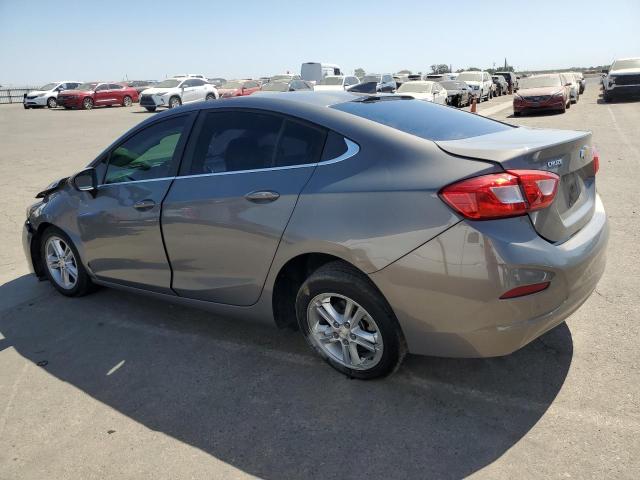 1G1BE5SM3J7140844 - 2018 CHEVROLET CRUZE LT GRAY photo 2