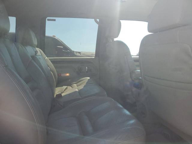 1GYEK63RXYR224391 - 2000 CADILLAC ESCALADE LUXURY Սև լուսանկար 11