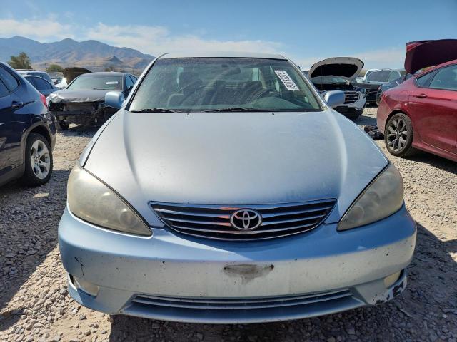 4T1BE32K15U621821 - 2005 TOYOTA CAMRY LE SILVER photo 5