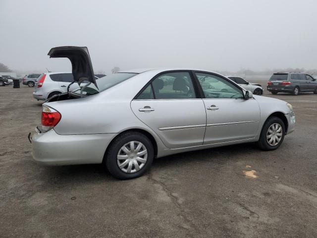 4T1BE32K86U652744 - 2006 TOYOTA CAMRY LE SILVER photo 3