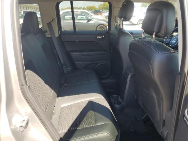 1C4NJPBA0GD613210 - 2016 JEEP PATRIOT SPORT 银色 照片 11