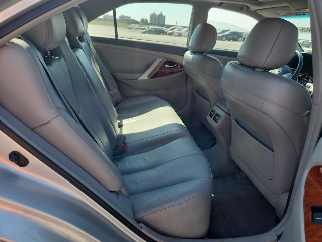 4T4BF3EK3BR202296 - 2011 TOYOTA CAMRY BASE Сріблястий фото 10