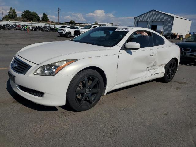 2010 INFINITI G37, 