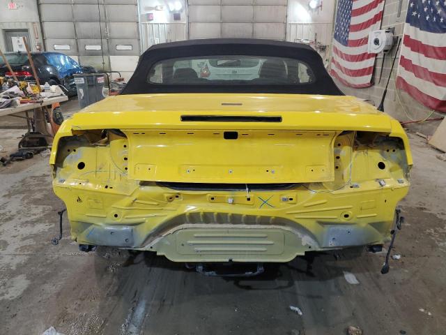 1FATP8UH8G5200277 - 2016 FORD MUSTANG YELLOW photo 6