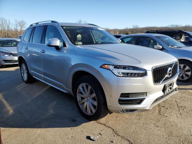 YV4A22PK1G1032779 - 2016 VOLVO XC90 T6 SILVER photo 4