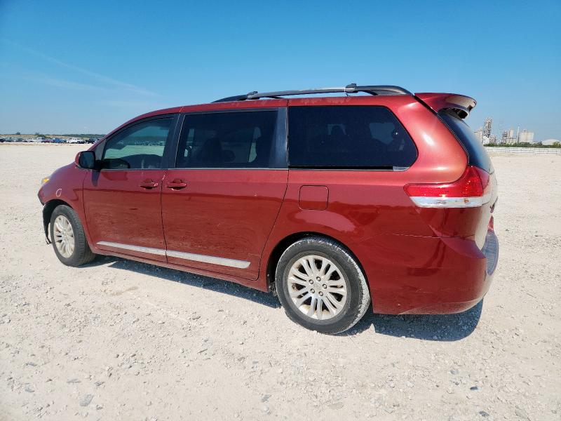 5TDYK3DC3DS362989 - 2013 TOYOTA SIENNA XLE 红色 照片 2