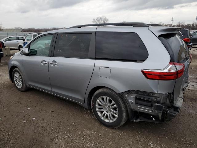 5TDYZ3DC8HS819121 - 2017 TOYOTA SIENNA XLE SILVER photo 2