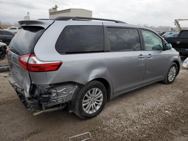 5TDYZ3DC8HS819121 - 2017 TOYOTA SIENNA XLE SILVER photo 3